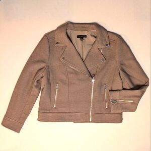 ✴️HP✴️ Ann Taylor Moto Jacket